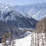 Panorama Aparthotel 3*