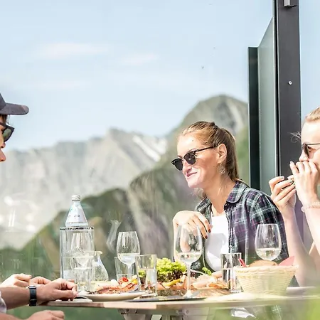 Lägenhetshotell Panorama Samnaun