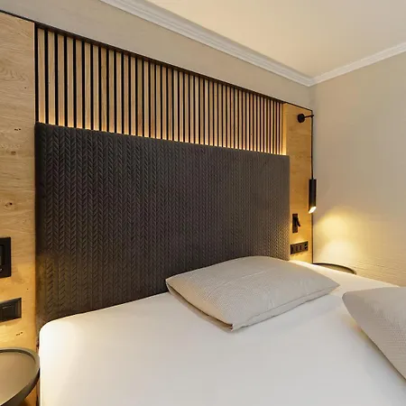 Panorama Aparthotel 3*