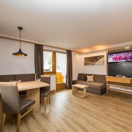 Panorama Lägenhetshotell Samnaun