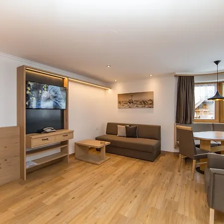 Aparthotel Panorama 3*