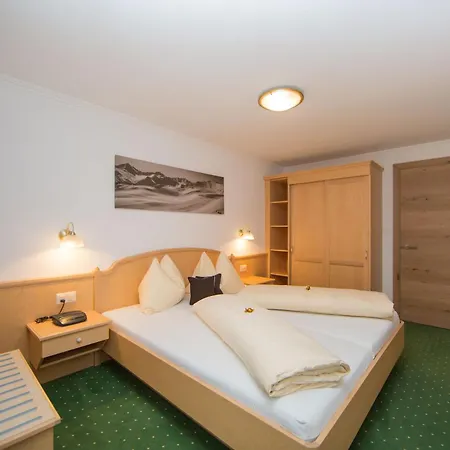 Panorama Aparthotel 3*