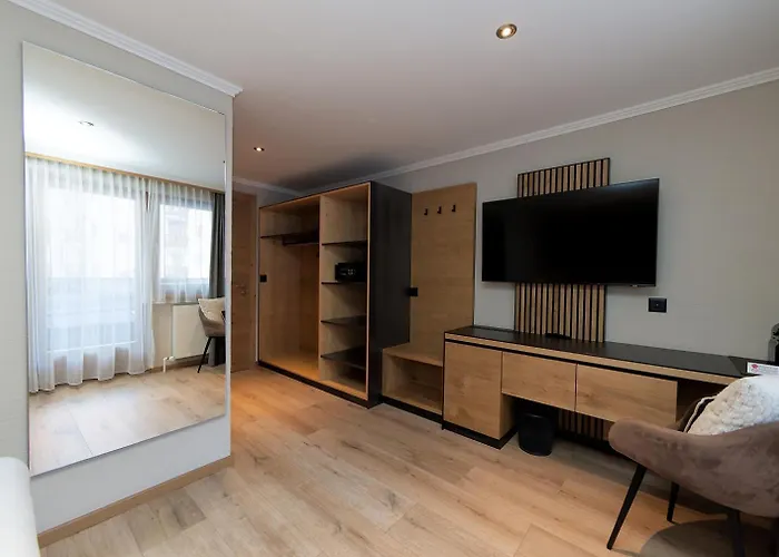 Apart Otel Panorama 3*