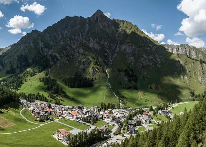 Panorama Hotel apartamentowy Samnaun